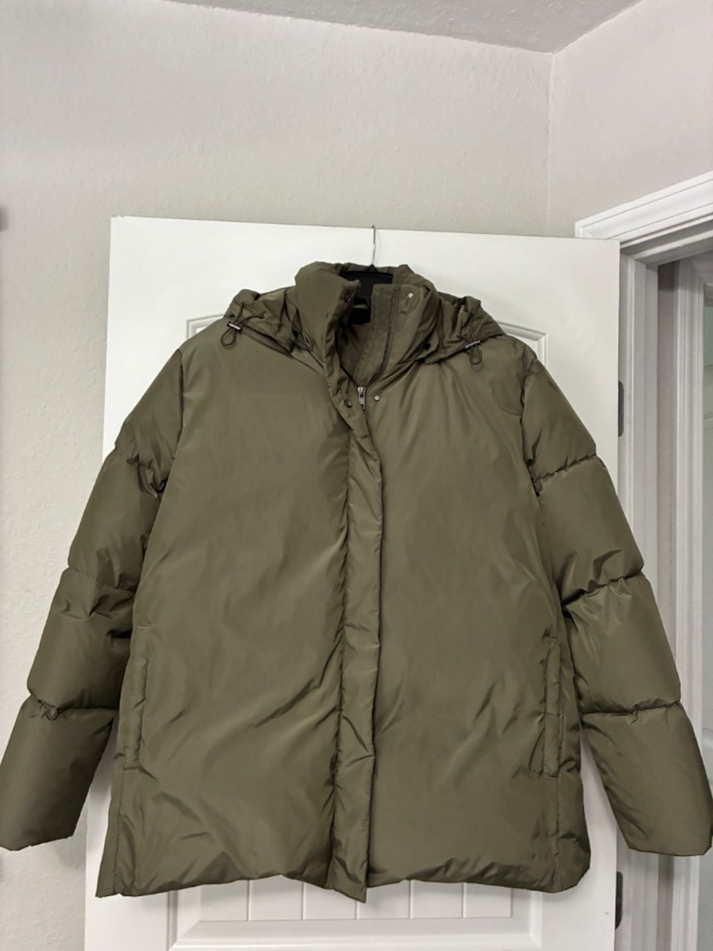Jenni Kayne Large Down Puffer Jacket Olive Green - Picture 3 of 7